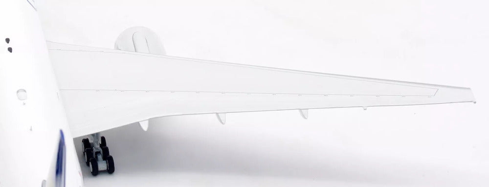 INFLIGHT 200 B777-224/ER CONTINENTAL AIRLINES REG: N78001