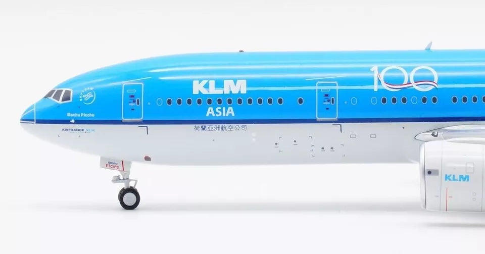 INFLIGHT 200 B777-206ER KLM ASIA REG: PH-BQM