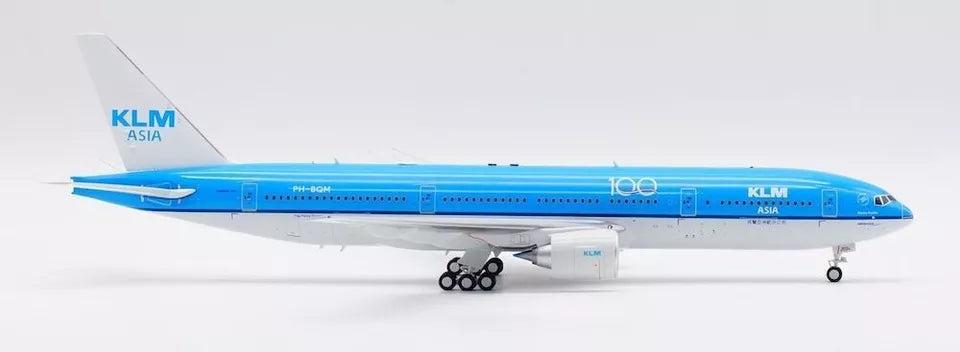 INFLIGHT 200 B777-206ER KLM ASIA REG: PH-BQM