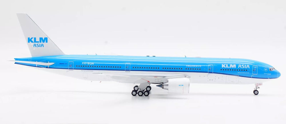 INFLIGHT 200 B777-206/ER KLM ASIA REG: PH-BQN