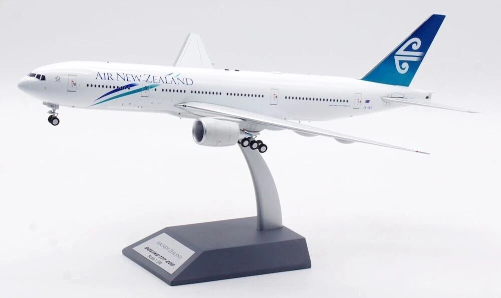 INFLIGHT 200 B777-219/ER AIR NEW ZEALAND REG: ZK-OKH