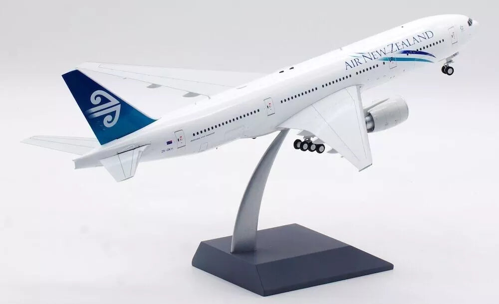 INFLIGHT 200 B777-219/ER AIR NEW ZEALAND REG: ZK-OKH