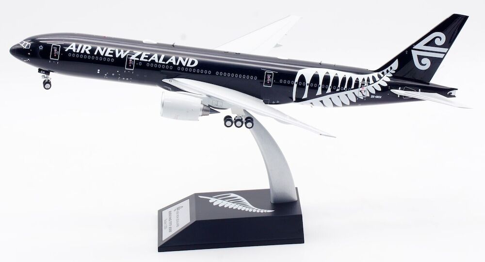 INFLIGHT 200 B777-219/ER AIR NEW ZEALAND "BLACK" REG: ZK-OKH