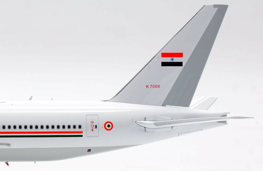 INFLIGHT 200 INDIAN AIR FORCE B777-300ER REG: VT-ALV