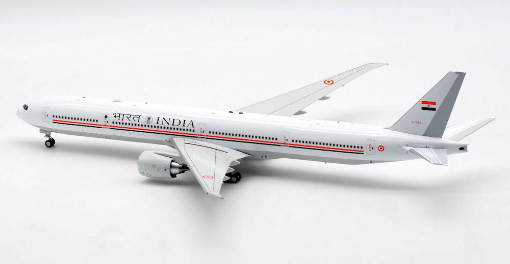 INFLIGHT 200 INDIAN AIR FORCE B777-300ER REG: VT-ALV