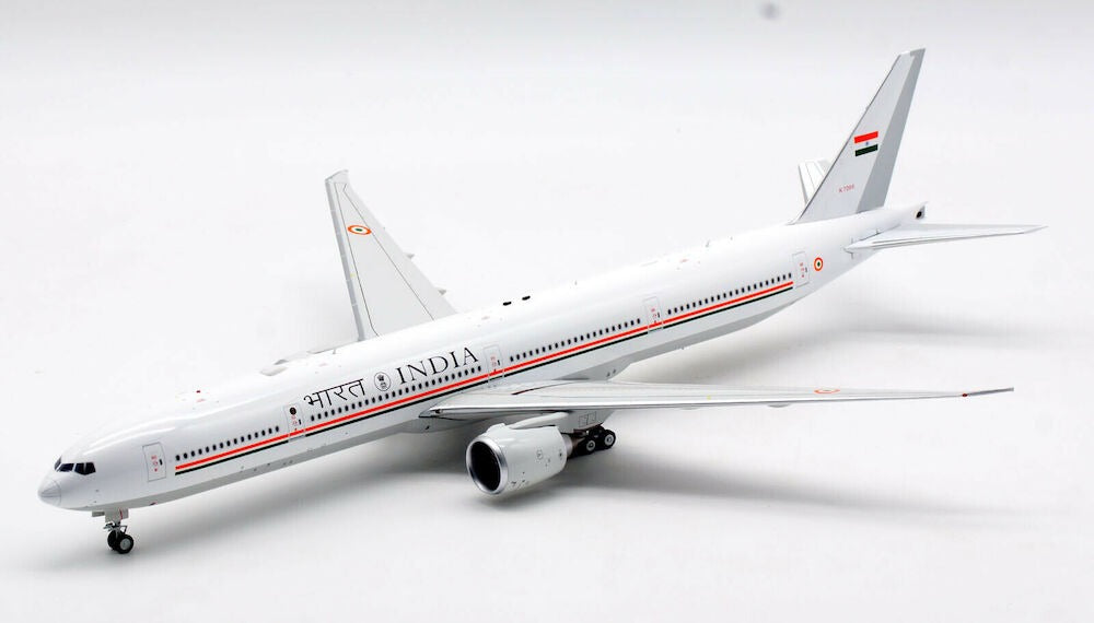 INFLIGHT 200 INDIAN AIR FORCE B777-300ER REG: VT-ALV