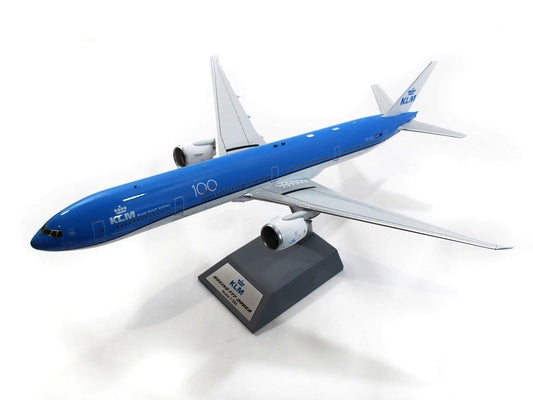 INFLIGHT 200 B777-306/ER ROYAL DUTCH AIRLINES (KLM) REG: PH-BVS