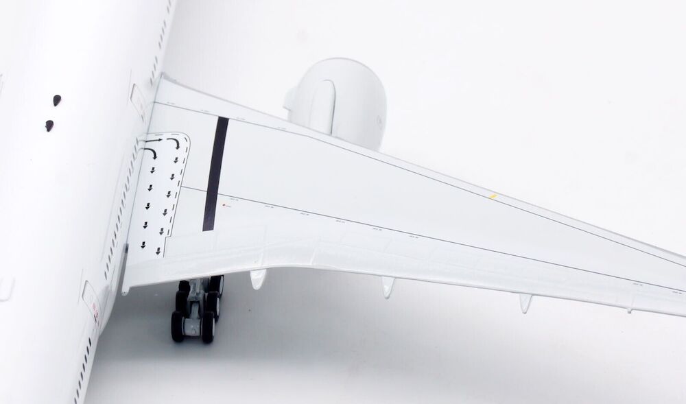 INFLIGHT 200 B777-319/ER AIR NEW ZEALAND REG: ZK-OKM WITH STAND (LTD 100 MODELS)