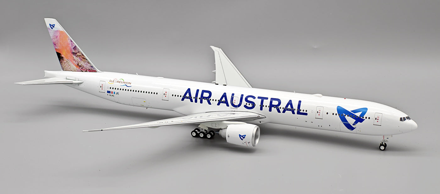 INFLIGHT 200 B777-39M/ER AIR AUSTRAL REG: F-OLRD
