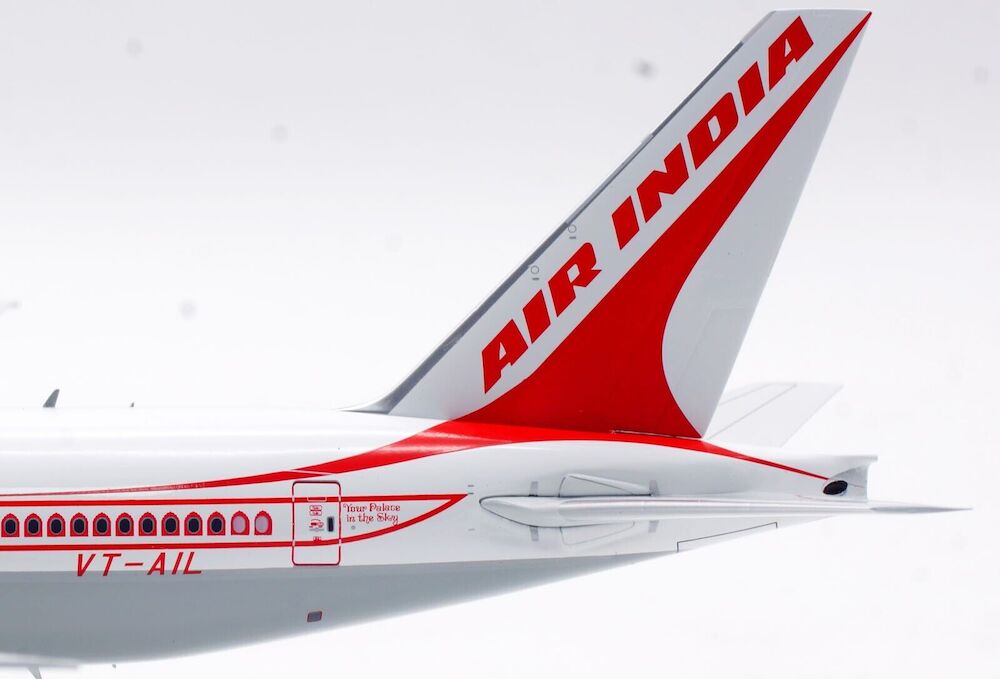 INFLIGHT 200 B777-200 AIR INDIA REG: VT-AIL