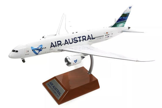 INFLIGHT 200 B787-8 AIR AUSTRAL REG: F-OLRC