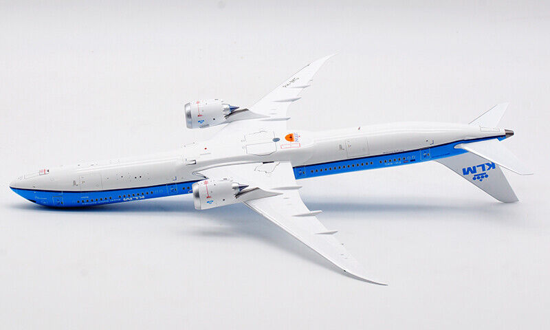 INFLIGHT 200 B787-10 DREAMLINER ROYAL DUTCH (KLM) REG: PH-BKG