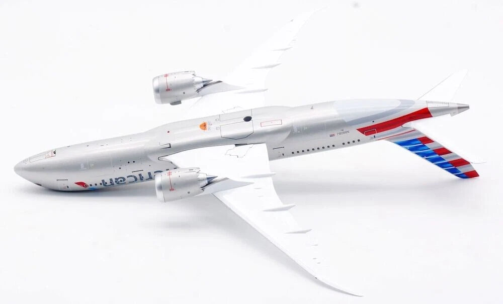 INFLIGHT 200 B787-8 DREAMLINER AMERICAN AIRLINES REG: N880BJ