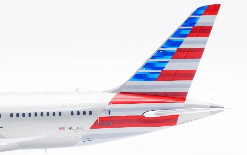 INFLIGHT 200 B787-8 DREAMLINER AMERICAN AIRLINES REG: N880BJ