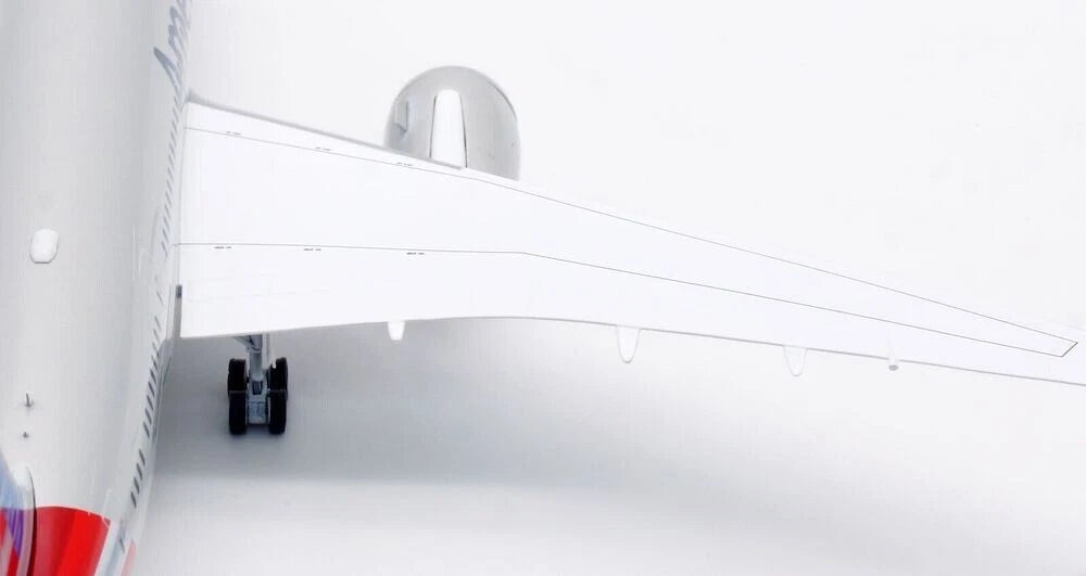 INFLIGHT 200 B787-8 DREAMLINER AMERICAN AIRLINES REG: N880BJ