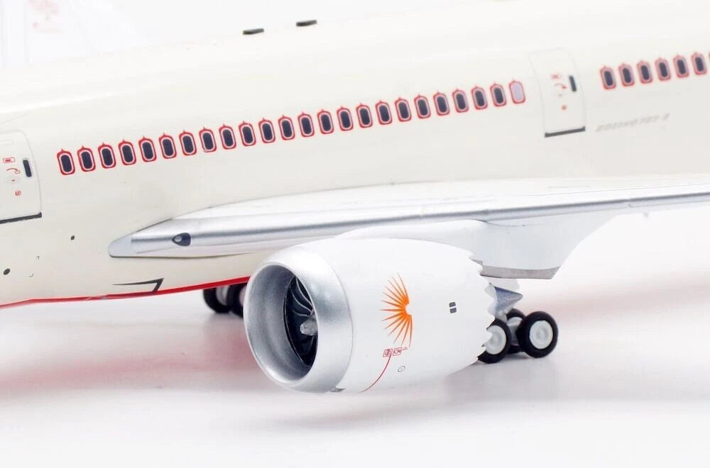 INFLIGHT 200 B787-8 DREAMLINER AIR INDIA REG: VT-ANP