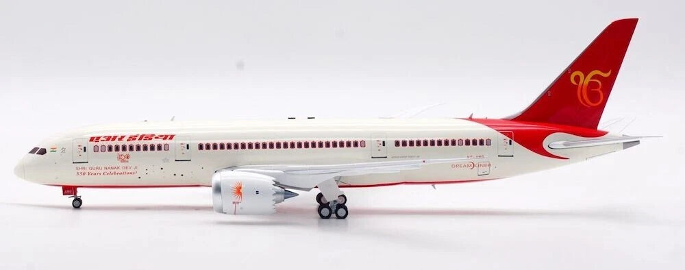 INFLIGHT 200 B787-8 DREAMLINER AIR INDIA REG: VT-ANQ
