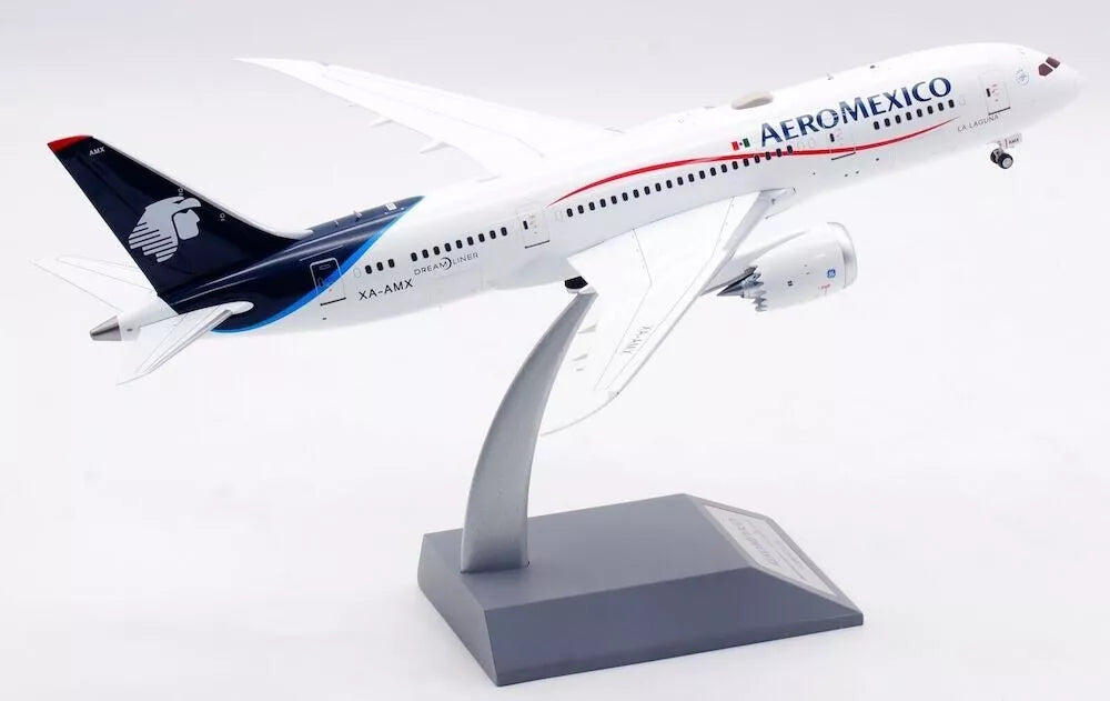 INFLIGHT 200 B787-8 DREAMLINER AEROMEXICO REG: XA-AMX