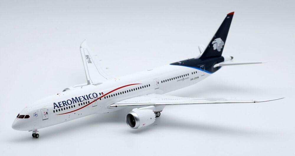INFLIGHT 200 B787-9 AEROMEXICO DREAMLINER REG: XA-DHN