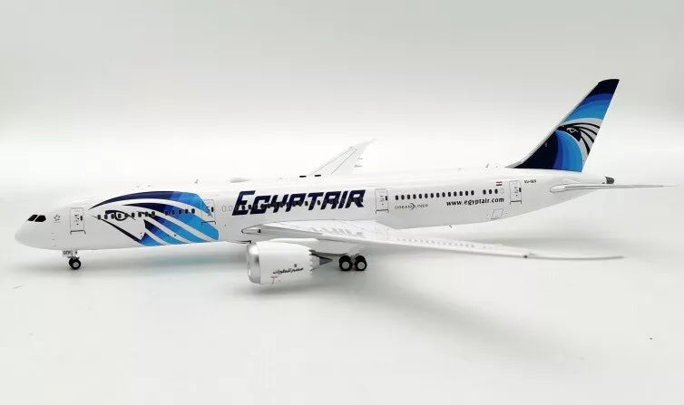INFLIGHT 200 B787 EGYPTAIR REG: SU-GER WITH STAND