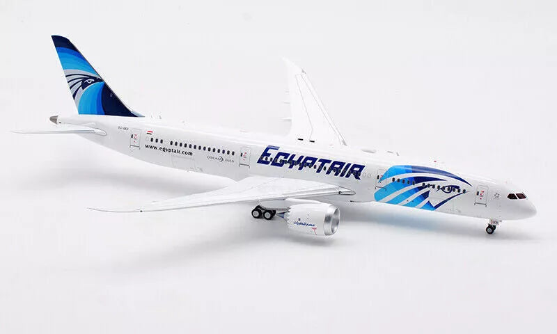 INFLIGHT 200 B787 EGYPTAIR REG: SU-GER WITH STAND