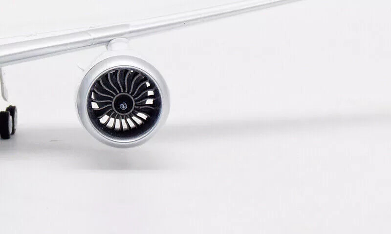 INFLIGHT 200 B787 EGYPTAIR REG: SU-GER WITH STAND