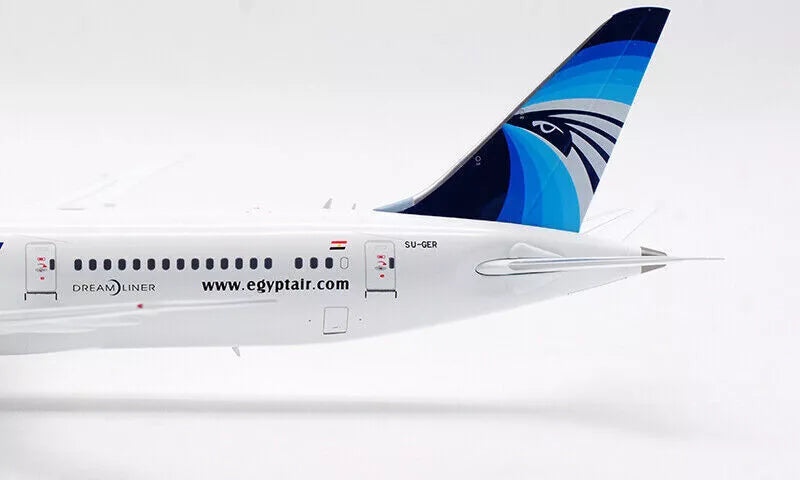 INFLIGHT 200 B787 EGYPTAIR REG: SU-GER WITH STAND