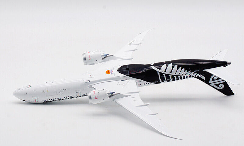 INFLIGHT 200 B787-9 AIR NEW ZEALAND REG: ZK-NZN
