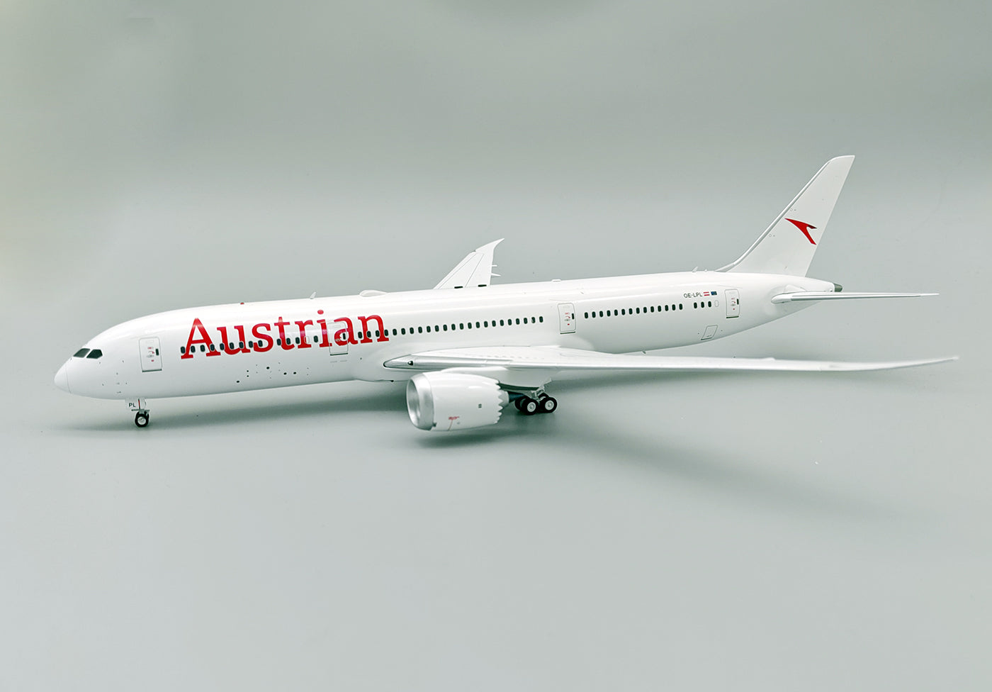 INFLIGHT 200 B787-9 DREAMLINER AUSTRIAN AIRLINES REG: OE-LPL
