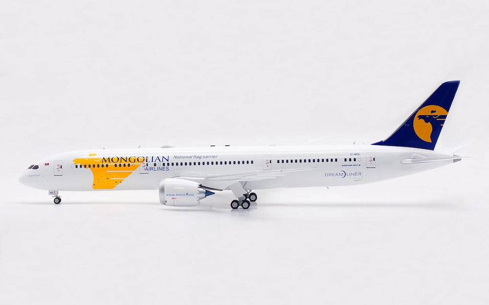 INFLIGHT 200 B787-9 DREAMLINER MIAT MONGOLIAN AIRLINES REG: EI-MGL