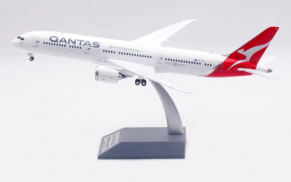 INFLIGHT 200 B787-9 DREAMLINER QANTAS REG: VH-ZNI