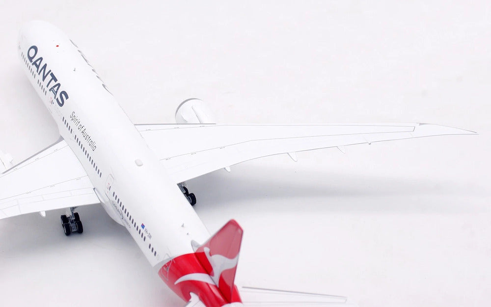 INFLIGHT 200 B787-9 DREAMLINER QANTAS REG: VH-ZNI