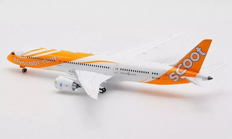 INFIGHT 200 B787-9 SCOOT REG: 9V-OJH