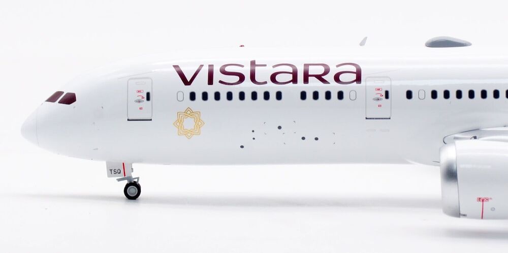 INFLIGHT 200 B787-9 DREAMLINER VISTARA REG: VT-TSQ