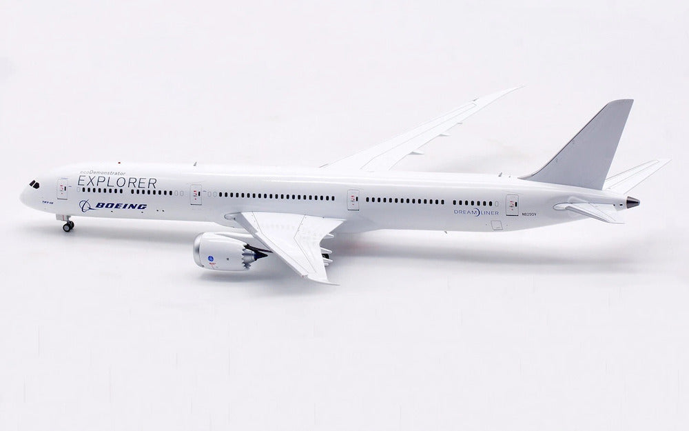 INFLIGHT 200 B787-10 DREAMLINER HOUSE COLOURS "EXPLORER" REG: N8290V WITH STAND (LIMITED EDITION)