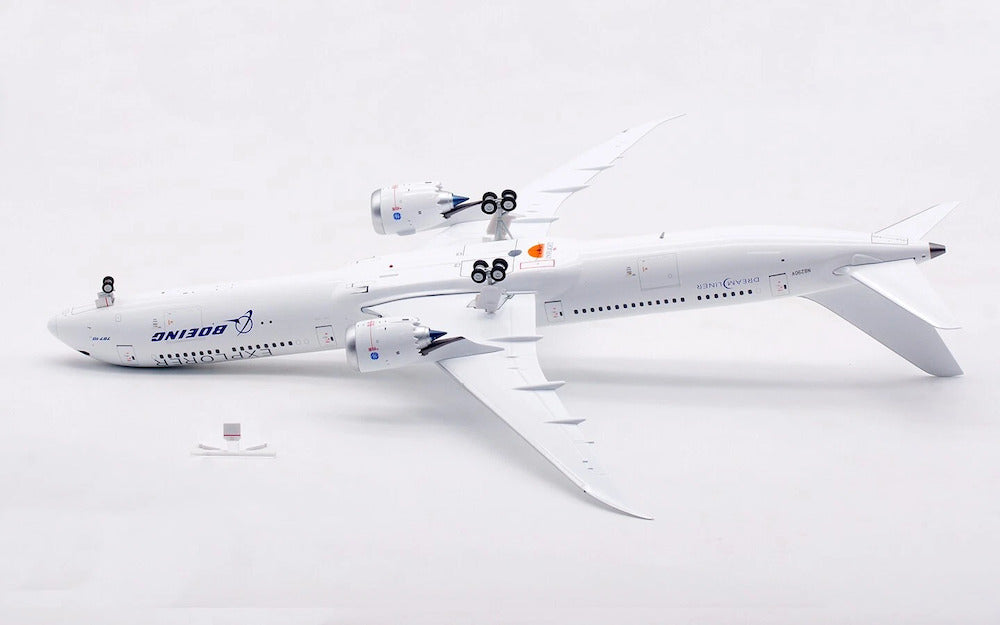 INFLIGHT 200 B787-10 DREAMLINER HOUSE COLOURS "EXPLORER" REG: N8290V WITH STAND (LIMITED EDITION)