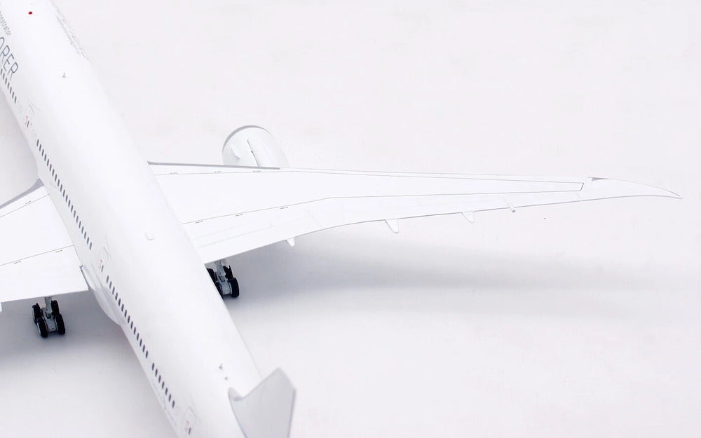 INFLIGHT 200 B787-10 DREAMLINER HOUSE COLOURS "EXPLORER" REG: N8290V WITH STAND (LIMITED EDITION)