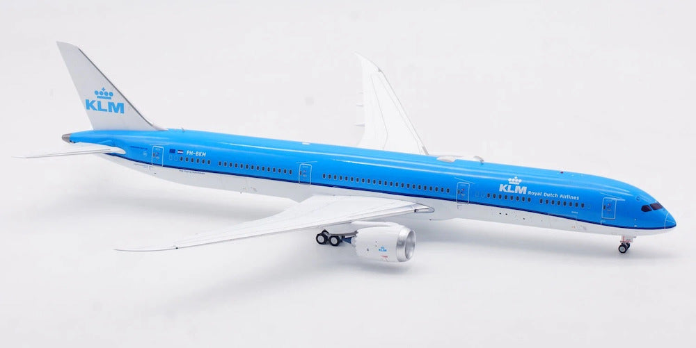 INFLIGHT 200 B787-10 DREAMLINER KLM - ROYAL DUTCH AIRLINES REG: PH-BKM