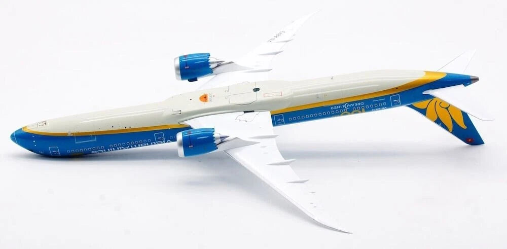 INFLIGHT 200 B787-10 DREAMLINER VIETNAM AIRLINES REG: VN-A873