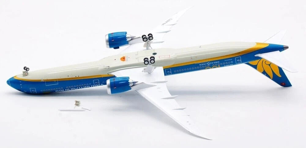 INFLIGHT 200 B787-10 DREAMLINER VIETNAM AIRLINES REG: VN-A873