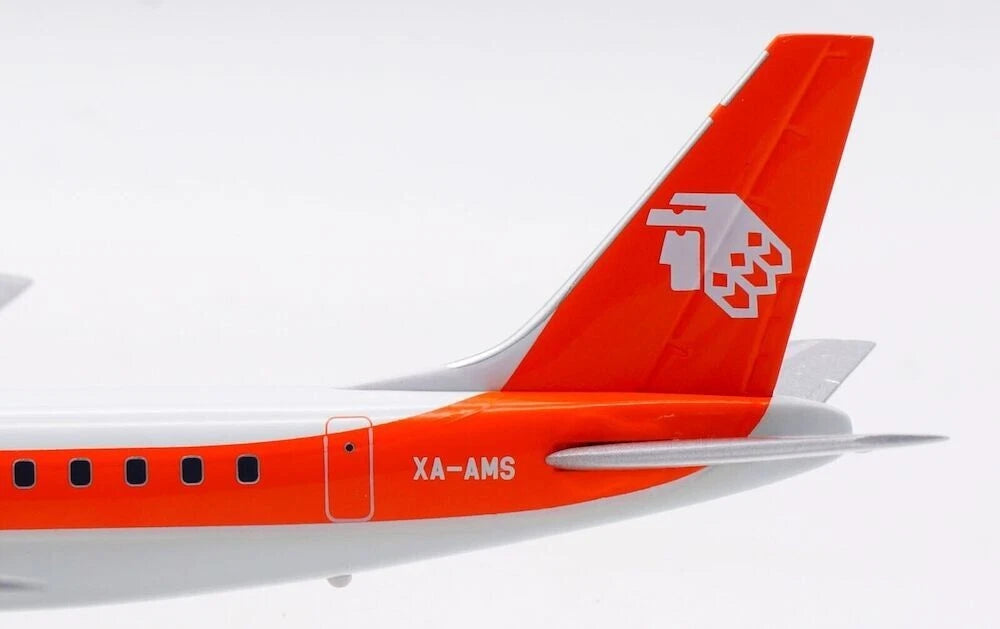 INFLIGHT 200 DC-8-62 AEROMEXICO REG: XA-AMS