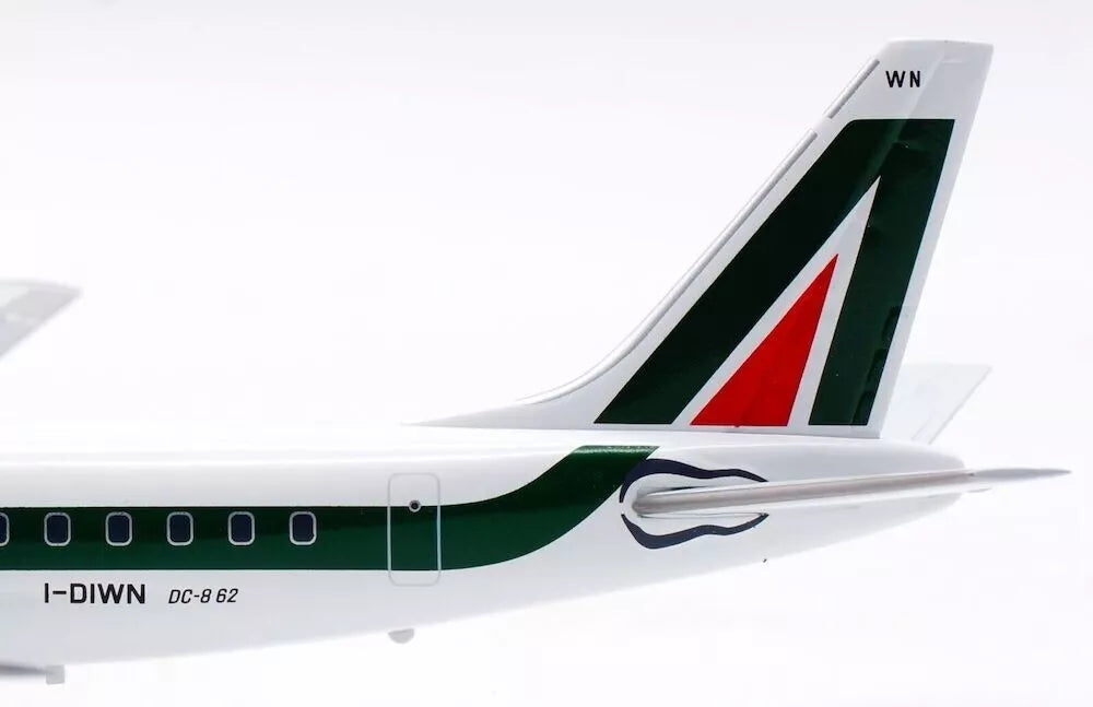 INFLIGHT 200  DC-8-62H ALITALIA REG: I-DIWN