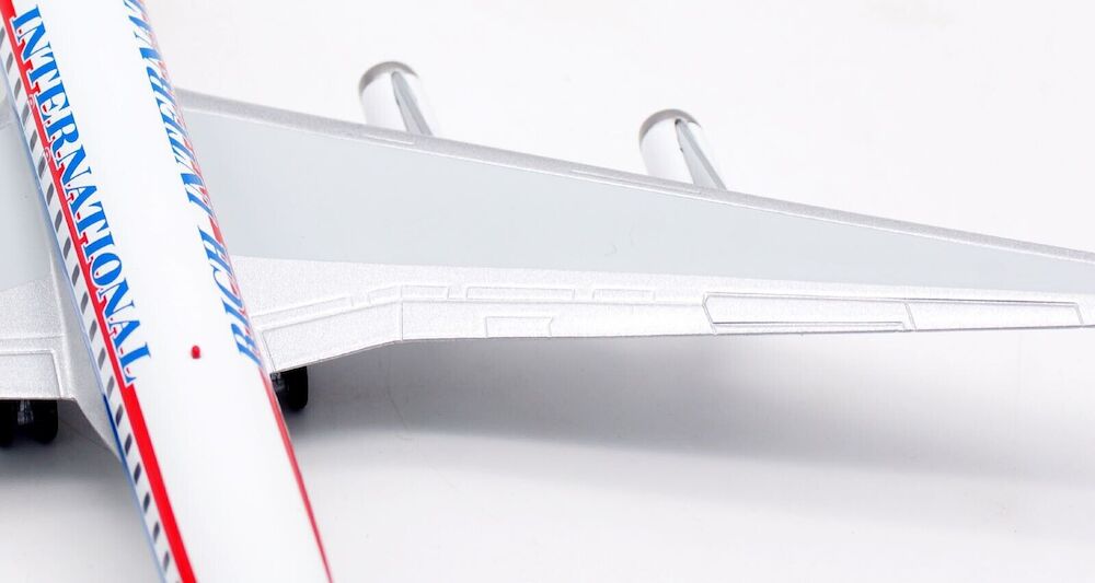 INFLIGHT 200 DC-8-62 RICH INTERNATIONAL AIRWAYS REG: N772CA