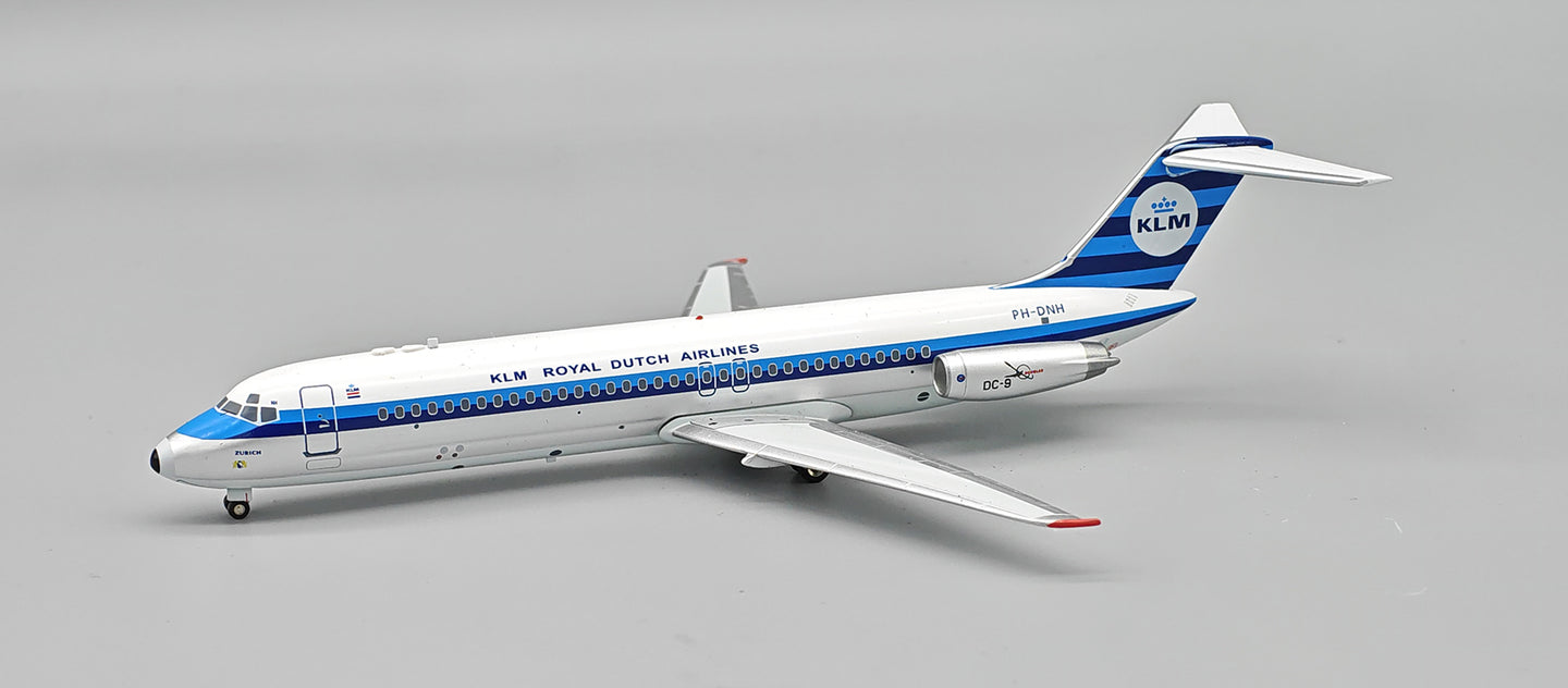 INFLIGHT 200 DC-9-32 ROYAL DUTCH AIRLINES (KLM) REG: PH-DNH