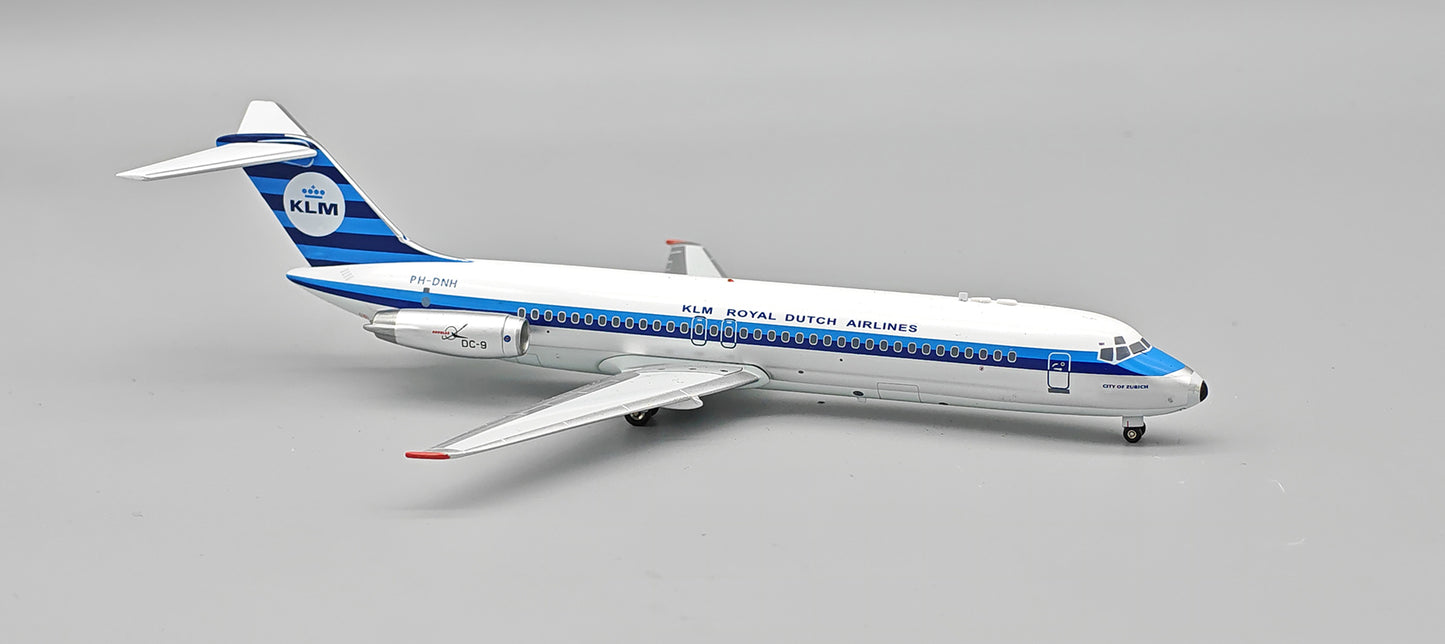 INFLIGHT 200 DC-9-32 ROYAL DUTCH AIRLINES (KLM) REG: PH-DNH