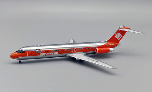 INFLIGHT 200 DC-9-32/33F AEROMEXICO REG: XA-AME