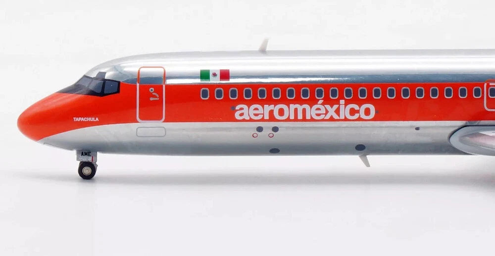 INFLIGHT 200 DC-9-32/33F AEROMEXICO REG: XA-AME