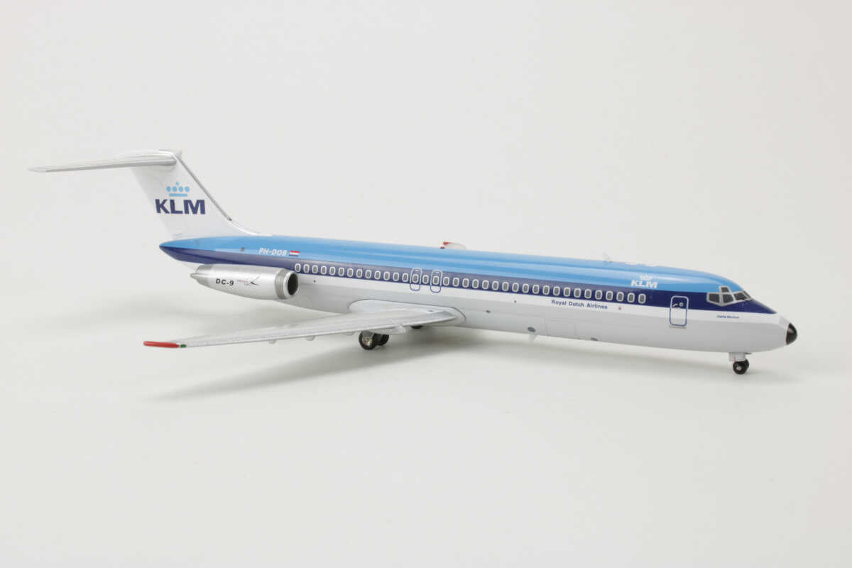 INFLIGHT 200 MCDONNELL DOUGLAS DC-9-32 ROYAL DUTCH AIRLINES(KLM) REG: PH-DOB