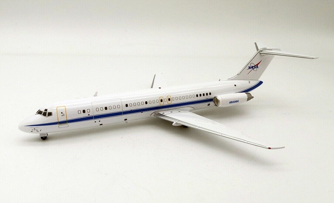 INFLIGHT  MD DC-9-33F NASA REG: N932NA