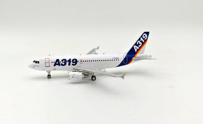 INFLIGHT 200 A319-114 AIRBUS HOUSE COLOURS REG: F-WWAS